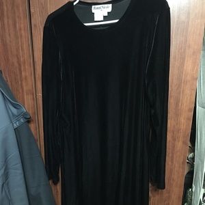 2/$25 Ronni Nicole velvet feeling dress